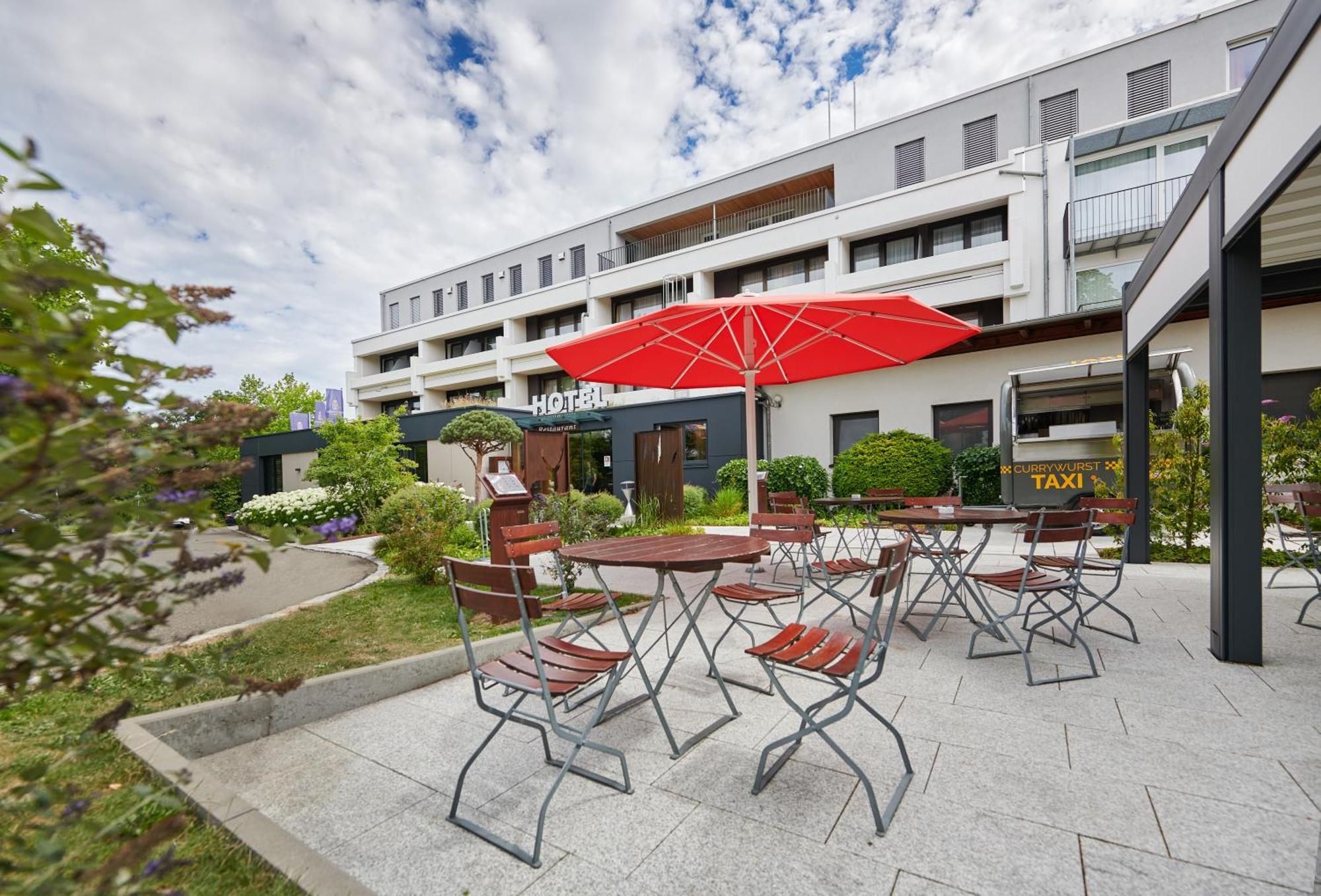 Hotel Schoenbuch Pliezhausen Exterior foto